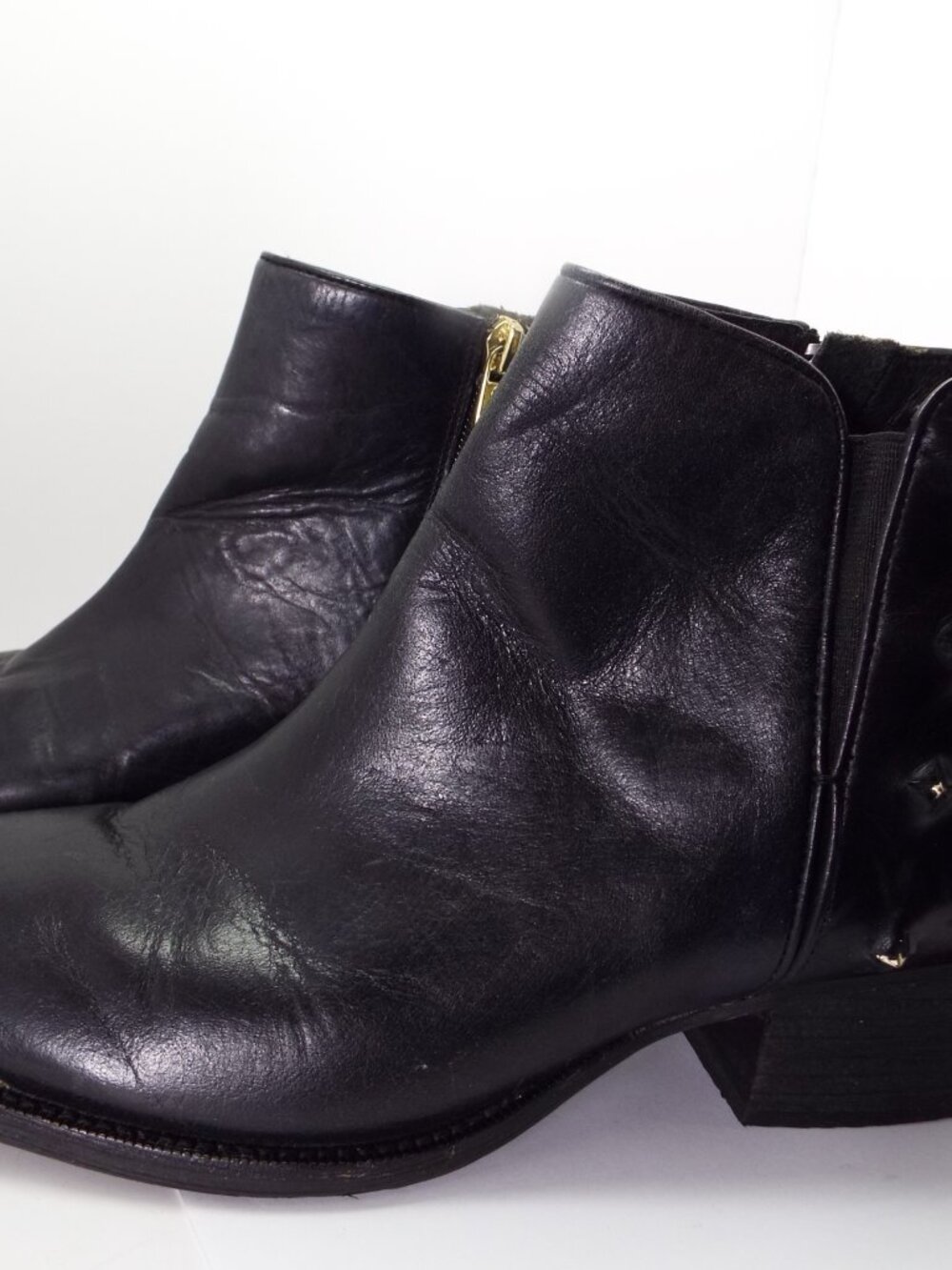 Elliot Lucca Black Leather Women's Studded Boots Size 8.5 - Picture 8 of 9
